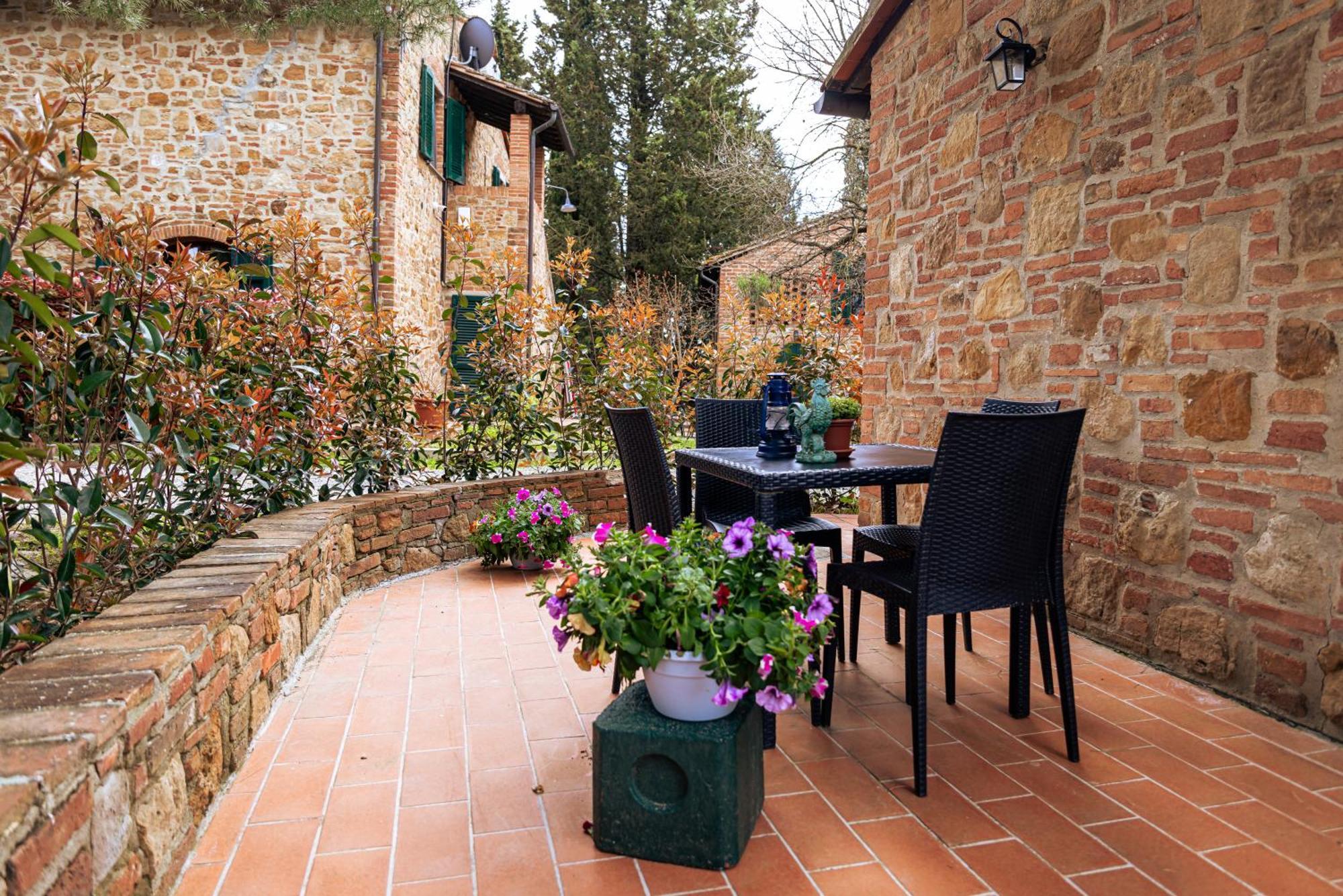 Borgo Il Poggio Agritourismo Villa มอนตาโยเน ภายนอก รูปภาพ