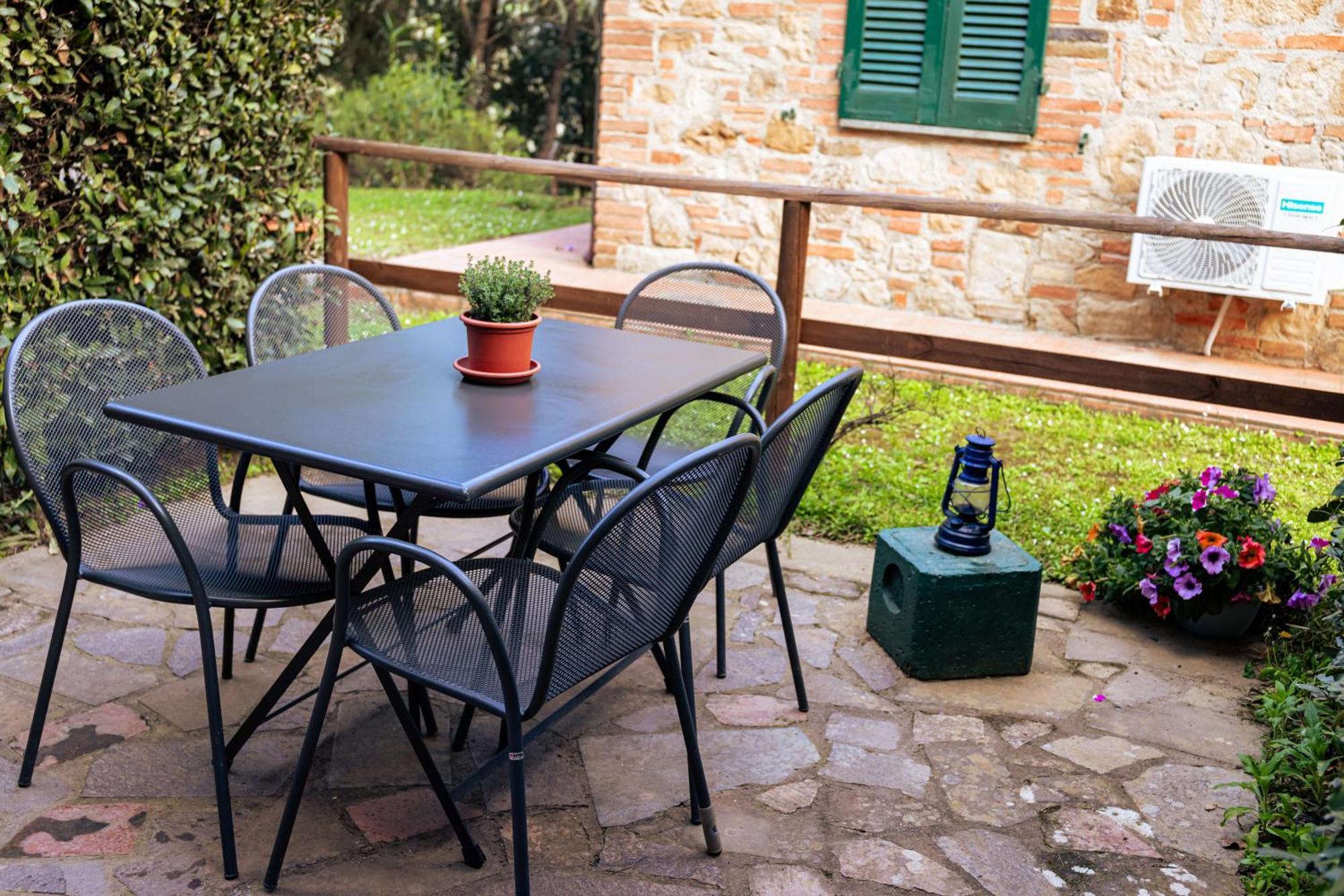 Borgo Il Poggio Agritourismo Villa มอนตาโยเน ภายนอก รูปภาพ